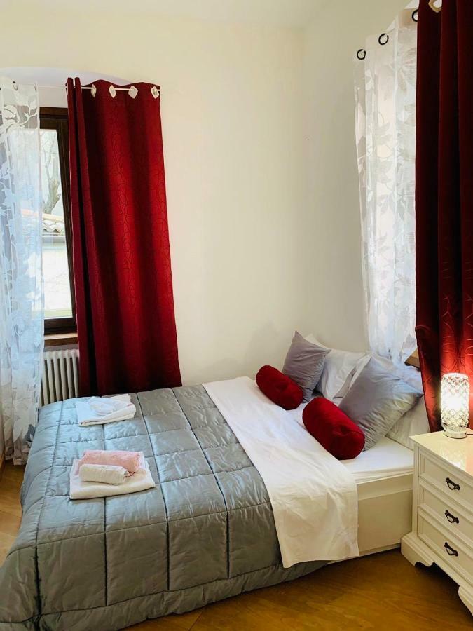 Camera Tripla con Bagno in Comune